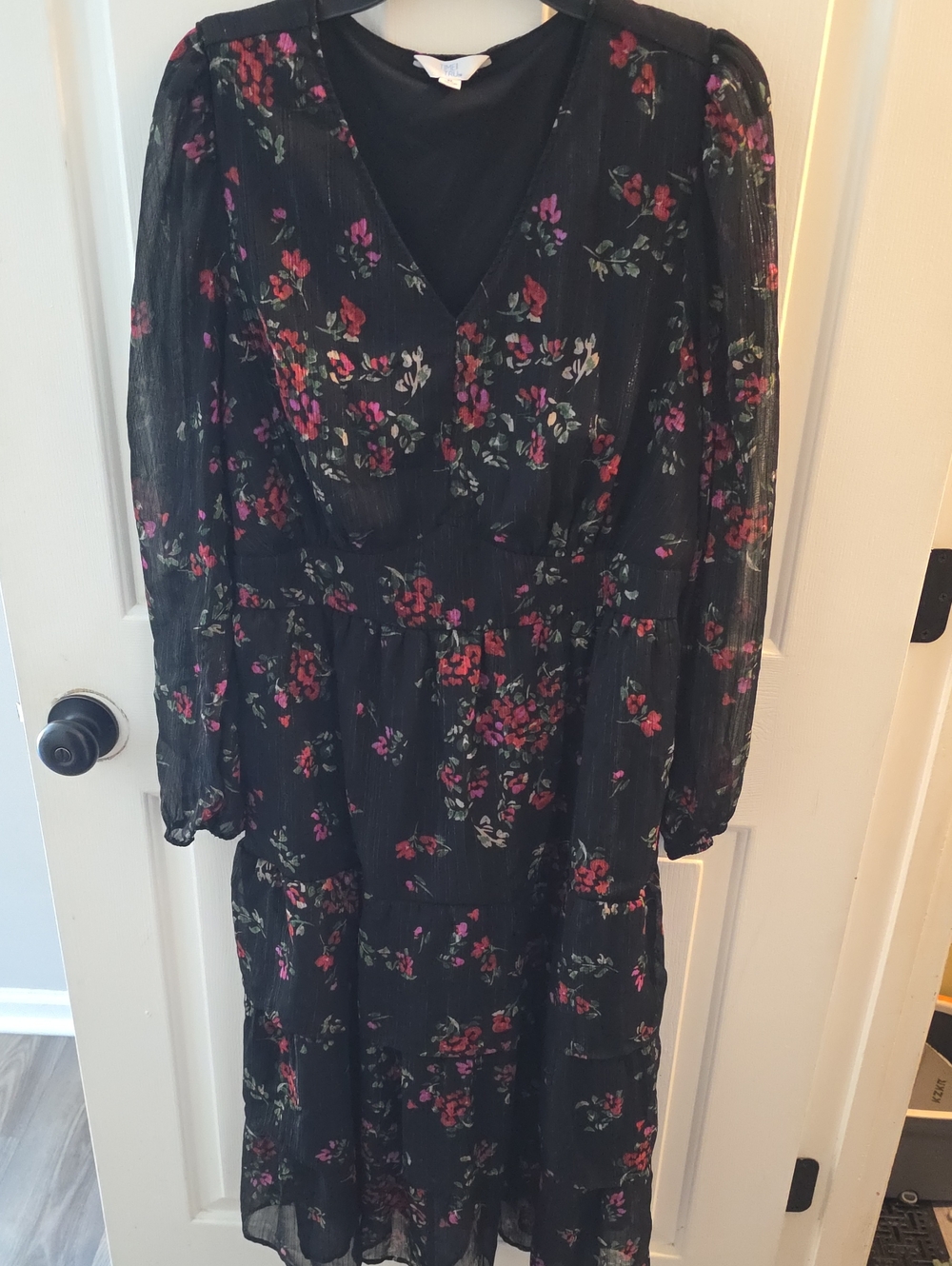 Time and Tru Black Floral V-Neck Long Sleeve Tiered Dress